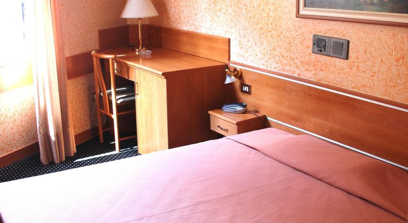 Hotel Mentana, By R Collection Hotels Milano Dış mekan fotoğraf